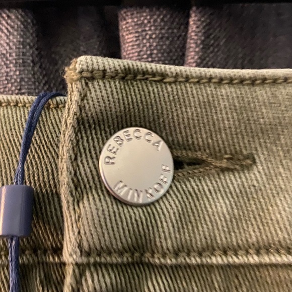 NWT Rebecca Minkoff Jean Skirt, size 30. - Picture 4 of 9